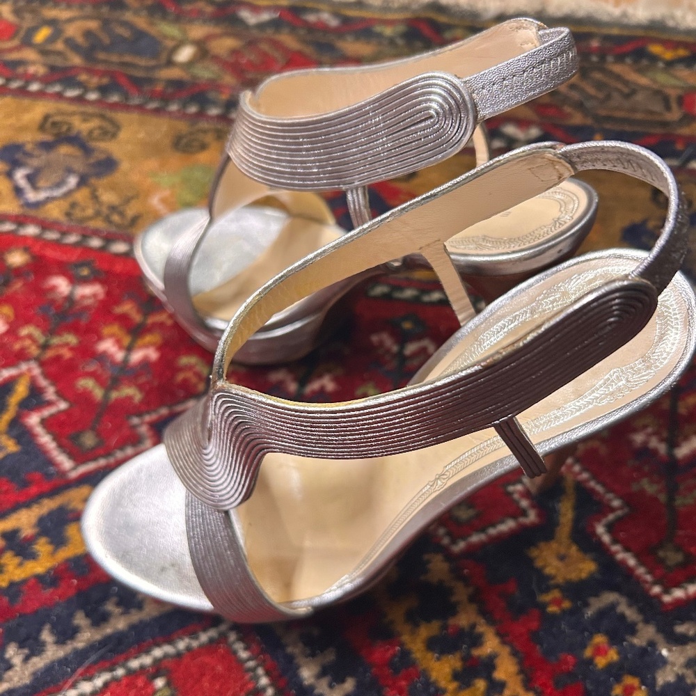 Size 37.5 Elie Tahari Stilettos
